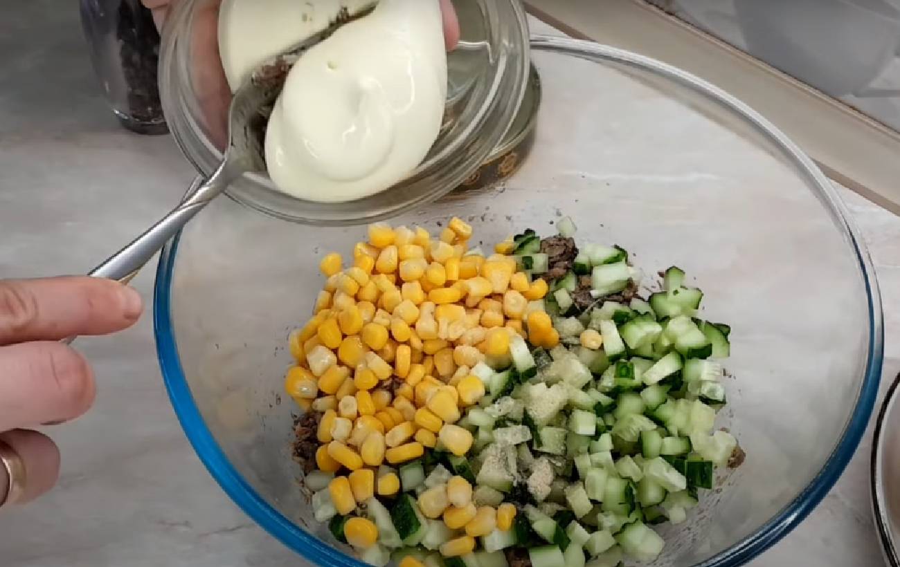 Тарталетки зі шпротами: рецепт ефектної новорічної закуски за декілька хвилин